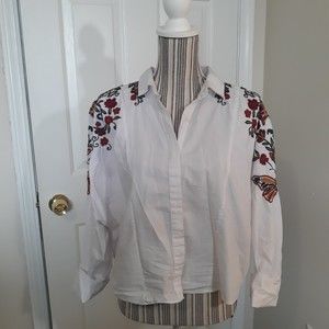 Zara Trafuluc Collection, Embroidered shoulder cropped button down shirt